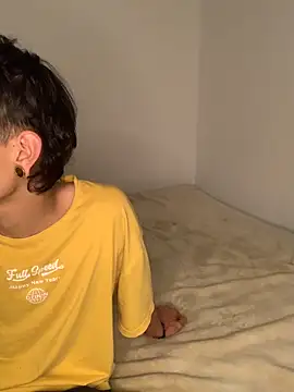 Damn  Love online show from February 25, 2026, 5:39 am