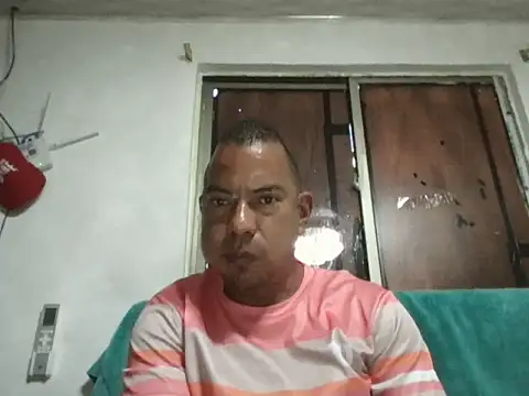 Quillero18 online show from February 25, 2026, 3:10 pm