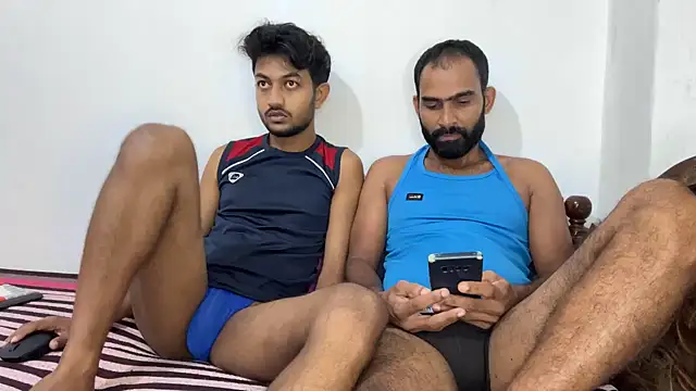 DesiDaddyandSon online show from May 12, 2026, 2:19 am
