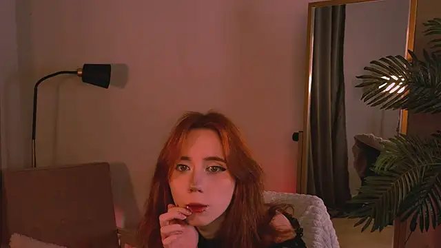 Asuka miu online show from April 7, 2026, 9:26 pm