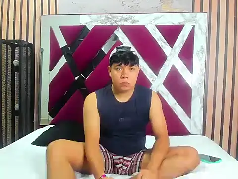 AdrianWalker online show from February 10, 2026, 5:11 am