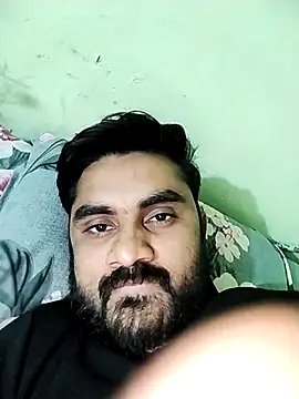 Snapshot of loyalboy_0052 chatting on April 12, 2026, 6:57 pm loyalboy 0052 online show from April 12, 2026, 6:57 pm