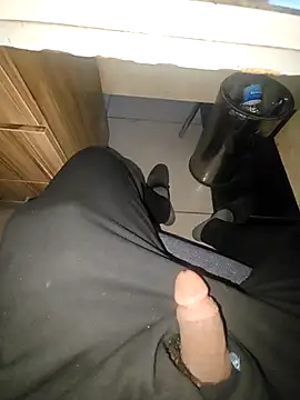 Snapshot of Engin_21 chatting on March 2, 2026, 4:03 am Engin 21 online show from March 2, 2026, 4:03 am