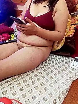 princess model online show from April 20, 2026, 2:42 pm
