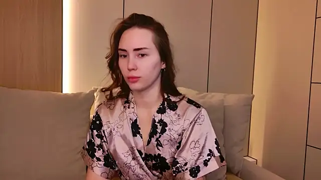 Arielle Vade online show from March 17, 2026, 5:22 am