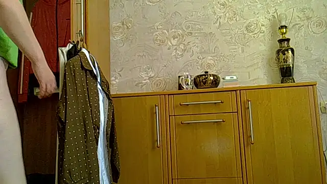 Snapshot of CurvyWild_Lady30 chatting on June 11, 2026, 9:51 am CurvyWild Lady30 online show from June 11, 2026, 9:51 am
