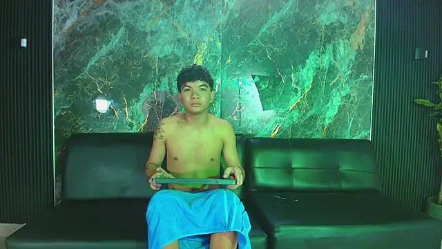 Snapshot of VelvetPassion chatting on February 22, 2026, 7:12 pm VelvetPassion online show from February 22, 2026, 7:12 pm