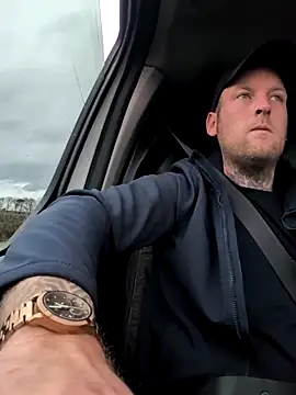 dave32000 online show from February 26, 2026, 12:59 pm