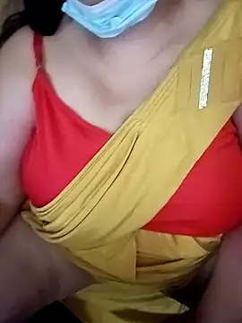 Snapshot of Simran_008 chatting on April 20, 2026, 10:51 am Simran 008 online show from April 20, 2026, 10:51 am