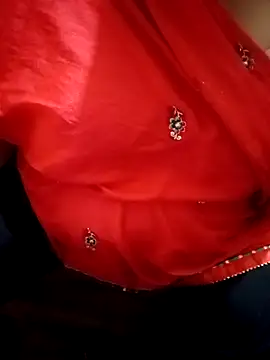 Snapshot of Simran_008 chatting on April 25, 2026, 4:15 pm Simran 008 online show from April 25, 2026, 4:15 pm
