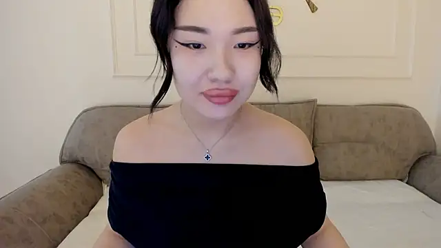 sexaxion lee online show from March 11, 2026, 8:48 pm