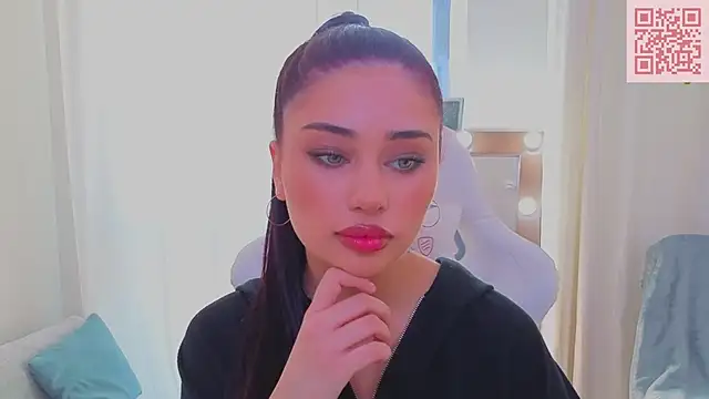 Sofia Plump online show from March 22, 2026, 10:07 am