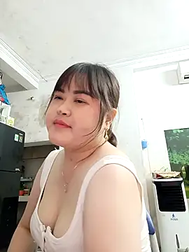 Snapshot of Kee-kimlee chatting on April 10, 2026, 2:00 pm Kee-kimlee online show from April 10, 2026, 2:00 pm