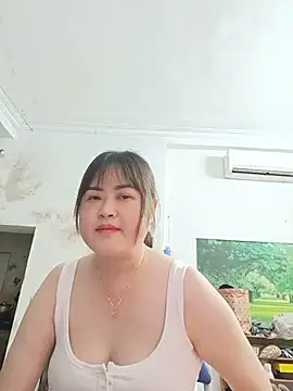 Kee-kimlee online show from May 19, 2026, 1:56 am