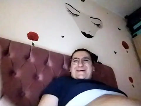 Snapshot of dana92vat chatting on February 24, 2026, 3:43 pm dana92vat online show from February 24, 2026, 3:43 pm