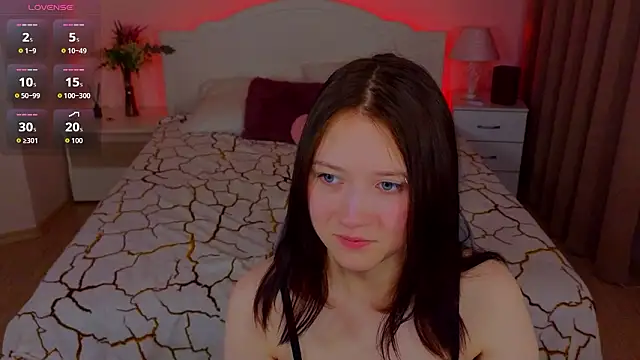 MmollyMay online show from March 16, 2026, 10:41 am