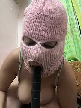 faettaa online show from February 20, 2026, 8:31 pm