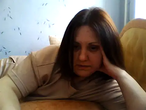 Snapshot of LockyCharm111 chatting on April 28, 2026, 4:12 pm LockyCharm111 online show from April 28, 2026, 4:12 pm