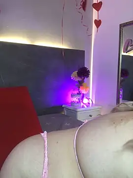 Snapshot of AsshleyDavis chatting on February 26, 2025, 8:54 pm AsshleyDavis online show from February 26, 2025, 8:54 pm