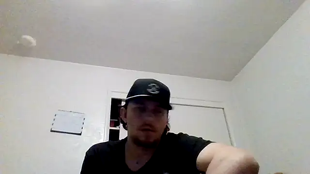 Snapshot of Tallhungandcloudy chatting on February 11, 2026, 4:28 am Tallhungandcloudy online show from February 11, 2026, 4:28 am