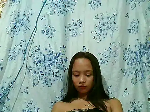 Snapshot of Asianpinay_Skinny1818 chatting on April 3, 2026, 9:51 am Asianpinay Skinny1818 online show from April 3, 2026, 9:51 am