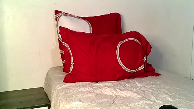 Snapshot of Mabelle_Eveline chatting on March 14, 2026, 8:09 am Mabelle Eveline online show from March 14, 2026, 8:09 am