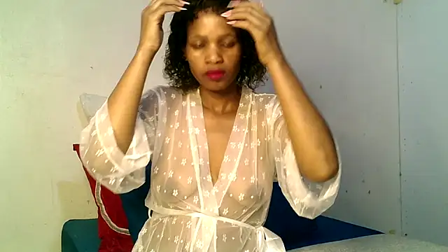 Snapshot of Mabelle_Eveline chatting on April 4, 2026, 8:12 am Mabelle Eveline online show from April 4, 2026, 8:12 am