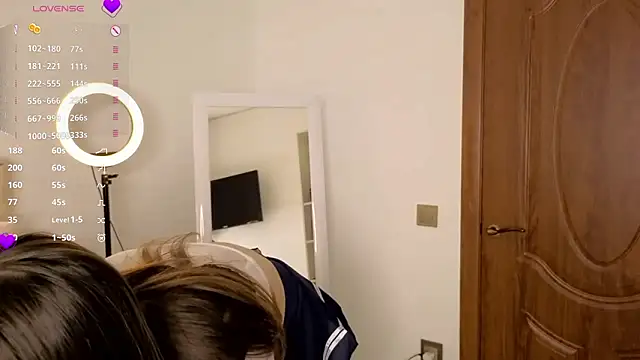 LizaRise online show from March 11, 2026, 3:07 pm