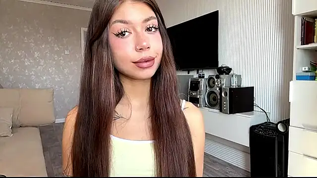 You Club Winx online show from March 22, 2026, 7:23 am