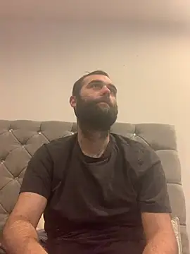 Snapshot of Mr_Findom chatting on February 11, 2026, 6:24 pm Mr Findom online show from February 11, 2026, 6:24 pm
