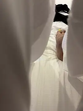 vinoli 01 online show from February 24, 2026, 8:01 am