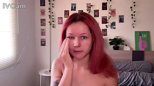 Snapshot of pixieyes00n chatting on February 18, 2026, 2:18 am pixieyes00n online show from February 18, 2026, 2:18 am