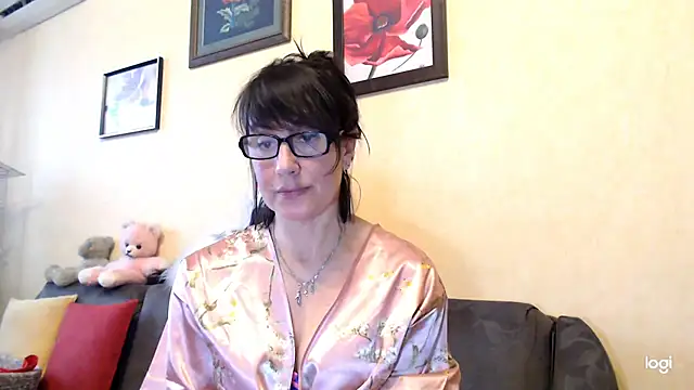 Snapshot of Vlastelina chatting on March 4, 2026, 12:22 pm Vlastelina online show from March 4, 2026, 12:22 pm