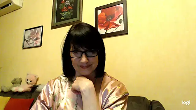 Snapshot of Vlastelina chatting on March 6, 2026, 6:48 pm Vlastelina online show from March 6, 2026, 6:48 pm