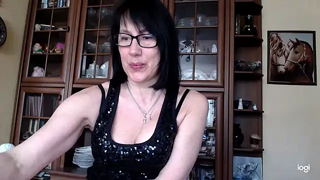 Snapshot of Vlastelina chatting on March 9, 2026, 5:33 am Vlastelina online show from March 9, 2026, 5:33 am