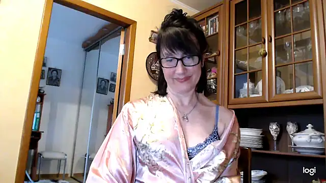 Snapshot of Vlastelina chatting on March 18, 2026, 11:57 am Vlastelina online show from March 18, 2026, 11:57 am