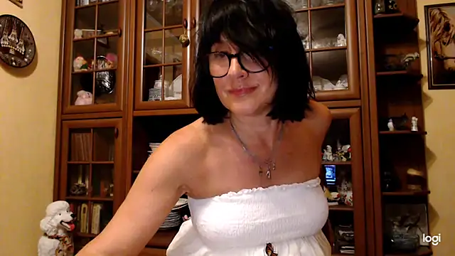 Snapshot of Vlastelina chatting on July 20, 2026, 8:55 pm Vlastelina online show from July 20, 2026, 8:55 pm