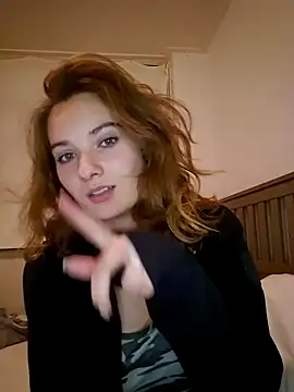 sweetsophie69 online show from March 29, 2026, 9:26 pm