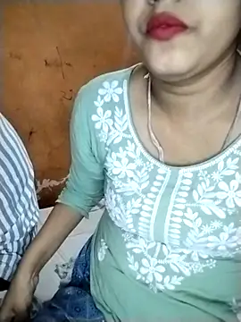 Snapshot of Nency_Love143 chatting on May 3, 2026, 5:19 pm Nency Love143 online show from May 3, 2026, 5:19 pm
