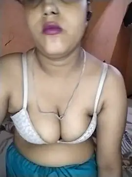 Snapshot of Nency_Love143 chatting on May 17, 2026, 6:26 pm Nency Love143 online show from May 17, 2026, 6:26 pm