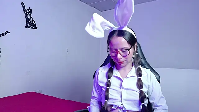 Mei hells online show from April 7, 2026, 2:45 am