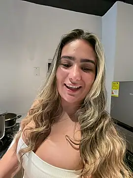 Miilana  online show from August 4, 2026, 3:47 pm