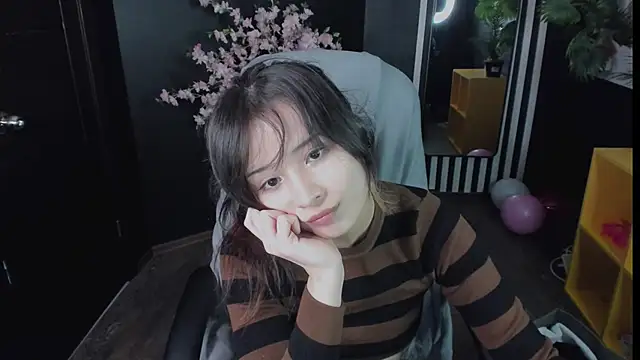 May Ling online show from March 12, 2026, 10:27 pm