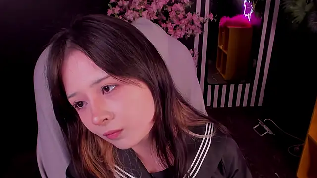 Snapshot of May_Ling chatting on July 26, 2026, 11:39 am May Ling online show from July 26, 2026, 11:39 am