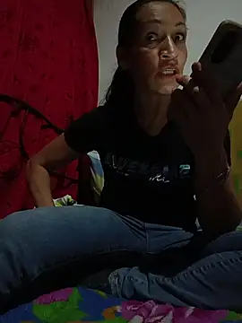 Layla Zaid online show from March 12, 2026, 12:50 am