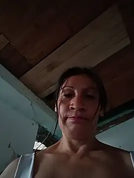 Layla Zaid online show from March 14, 2026, 3:39 pm