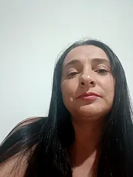 luamel2126 online show from March 1, 2026, 11:29 pm