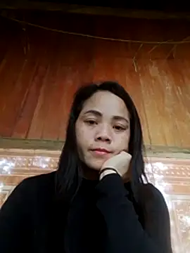 molly-xx online show from March 18, 2026, 9:34 am