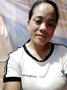molly-xx online show from July 1, 2026, 7:35 pm