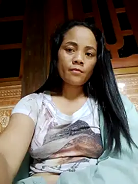 molly-xx online show from July 24, 2026, 8:23 am